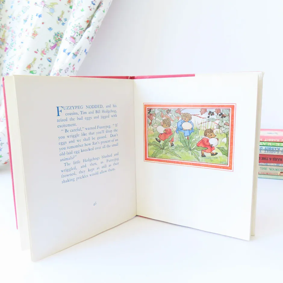 Cottontails Baby Vintage|Vintage Bunnies|VINTAGE book - Hare Joins the Home Guard (1970)