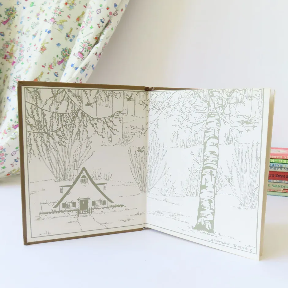 Cottontails Baby Vintage|Vintage Bunnies|VINTAGE book - Moldy warp the Mole (1975)