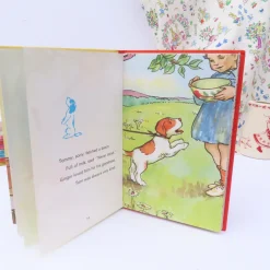 Cottontails Baby Vintage|VINTAGE Ladybird book - Ginger's Adventures (1974)